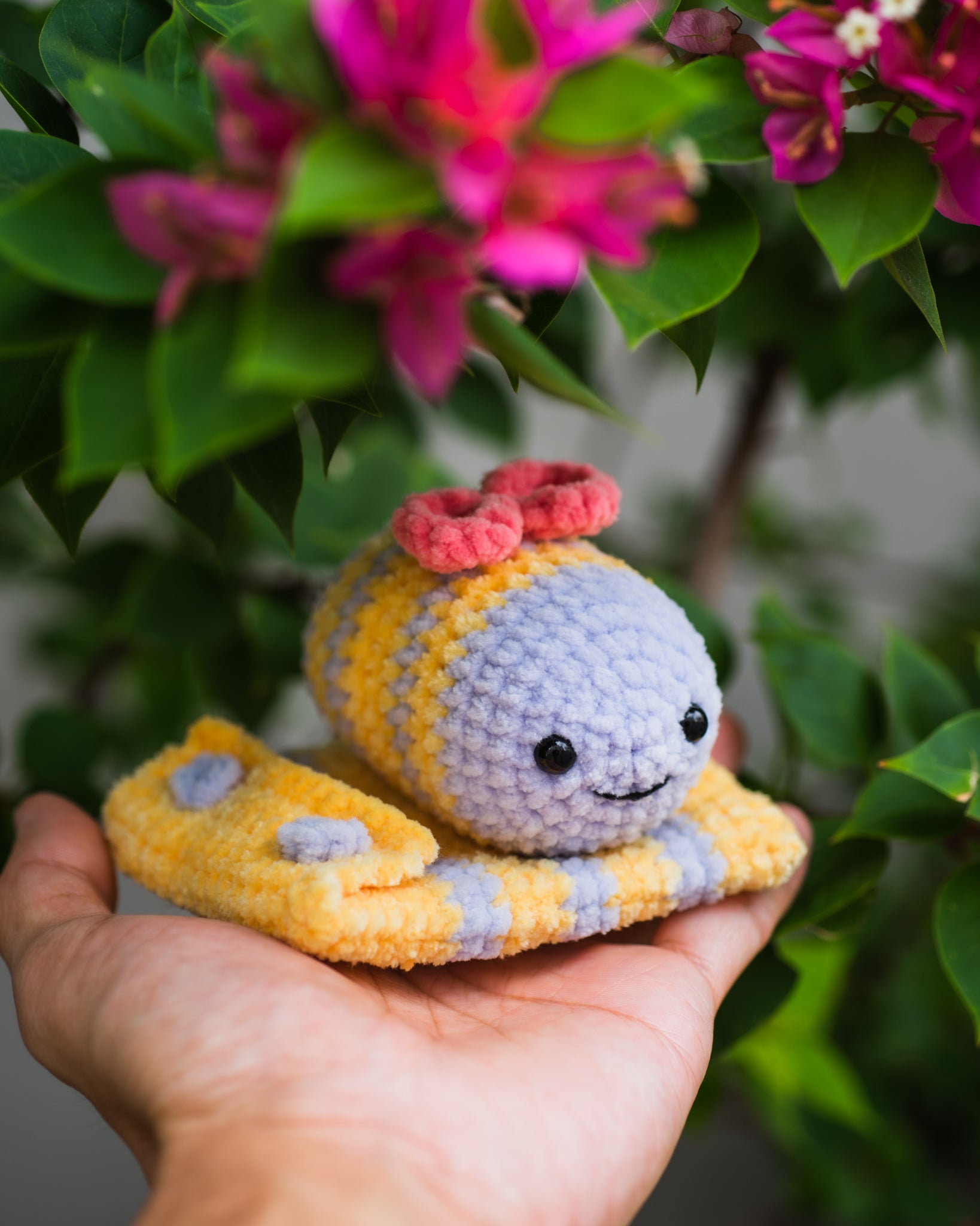 Smol TikTok Bee Amigurumi Pattern & Kit