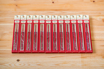 ETIMO Red Crochet Hook with Cushion Grip Tulip Japan