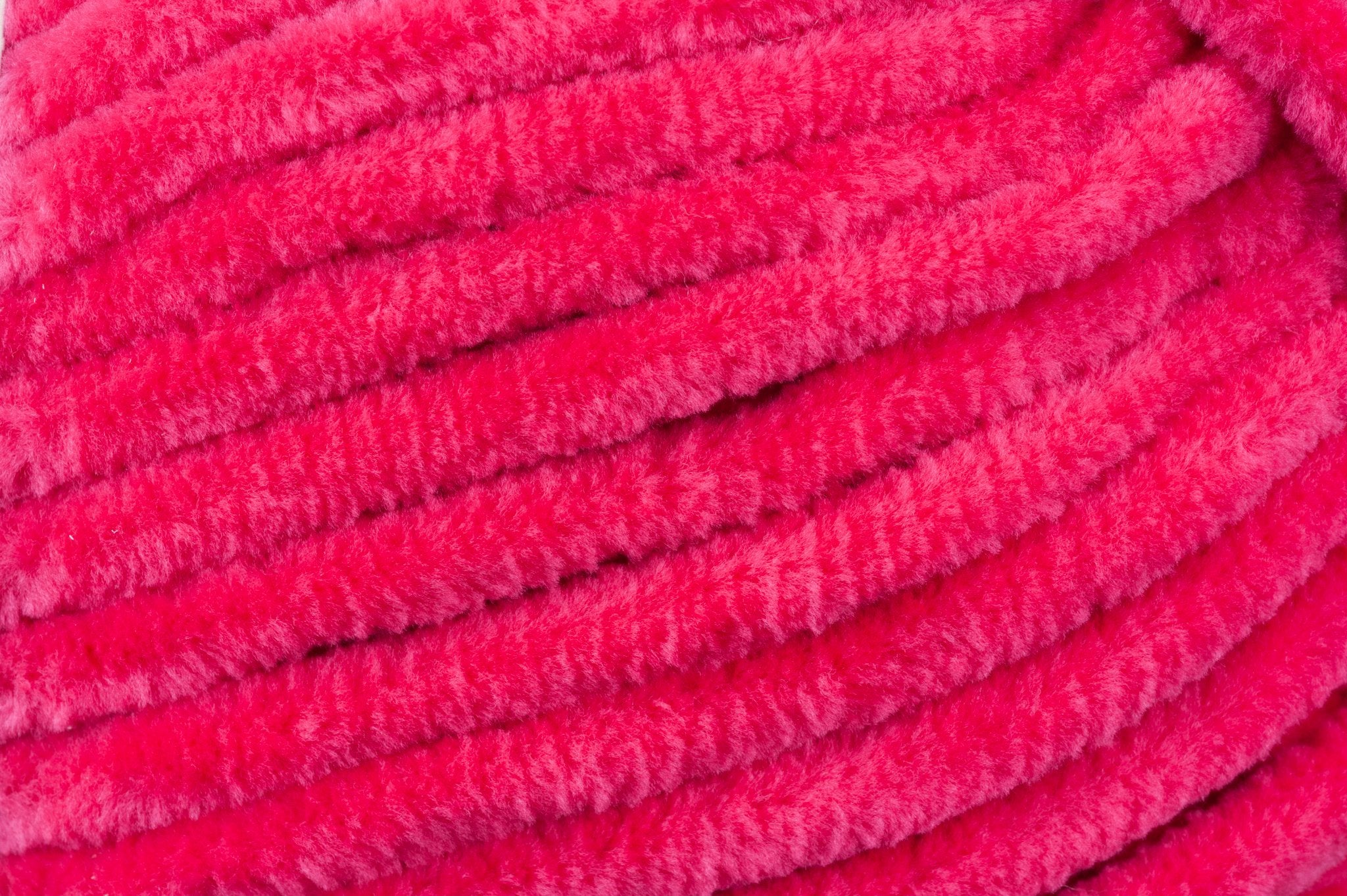 Tiny Rabbit Hole - Himayala Dolphin Soild Chenile Yarn