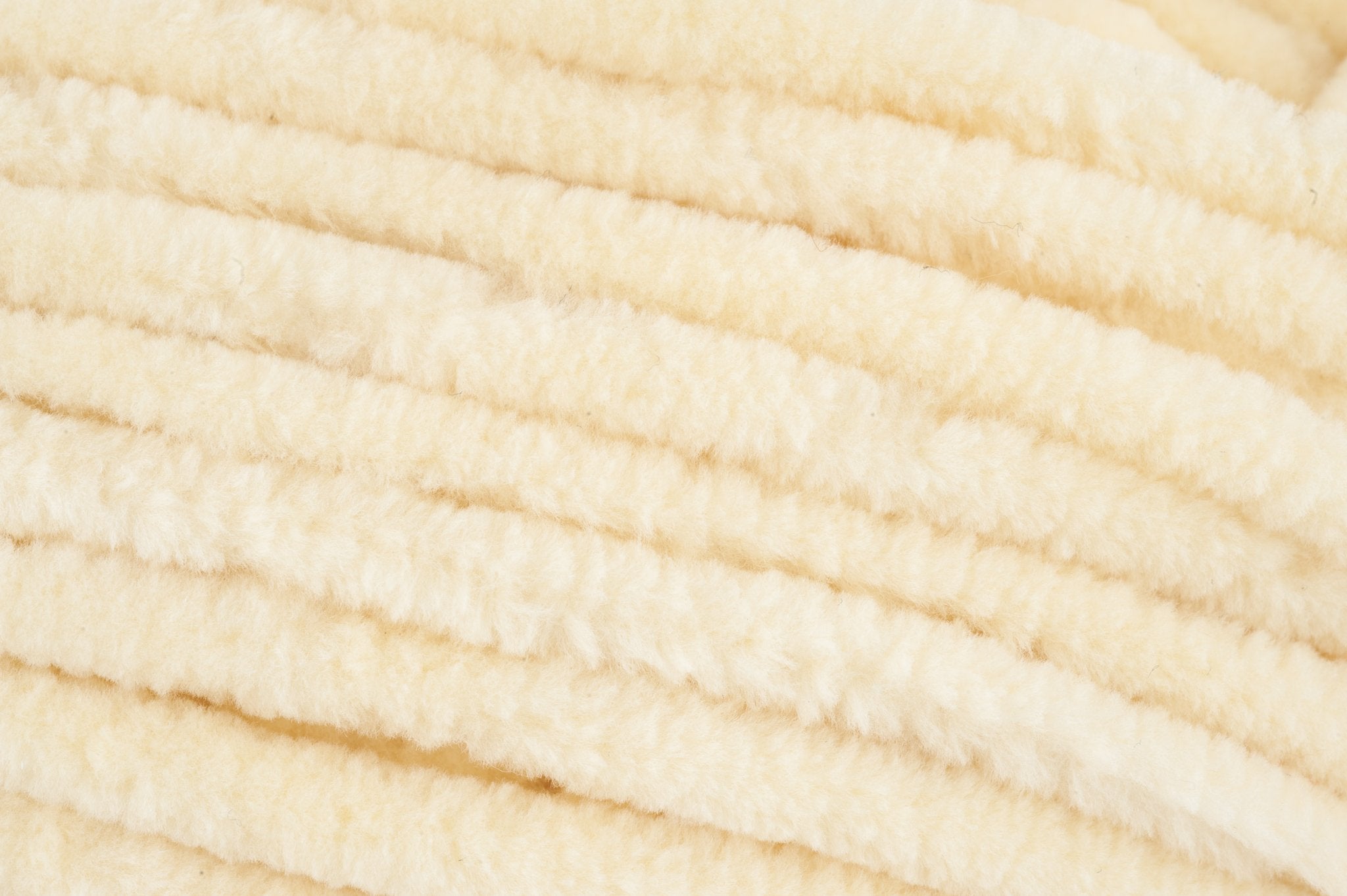 Tiny rabbit hole singapore best yarn shop crochet knitting workshop craft amigurumi lifestyle accessaries diy handicraft handmade blanket singapore best yarn shop crochet knitting workshop craft amigurumi lifestyle accessaries diy handicraft handmade blanket chenile super chunky jumbo