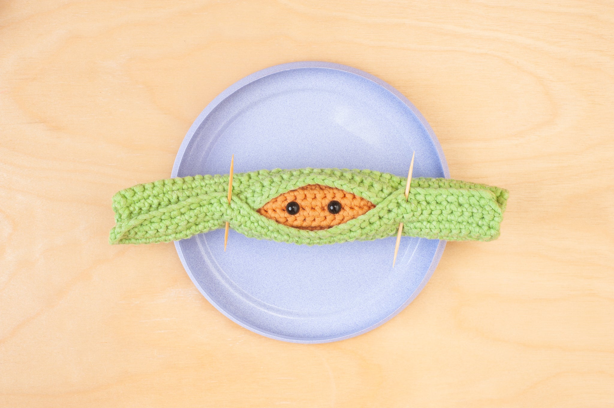 Oishii Otah Amigurumi Pattern & Kit